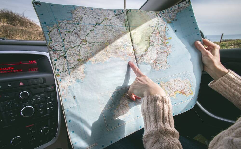 How to Stay Safe While Road Tripping